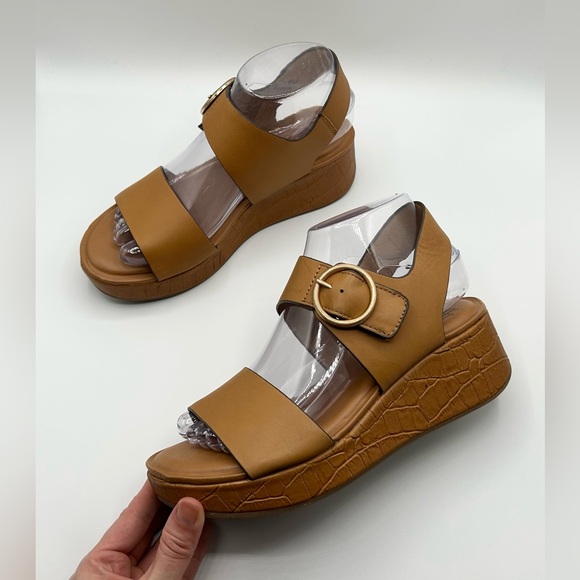 Sofft Tan Leather Wedge Platform Faedra Sandals Women’s Size 7